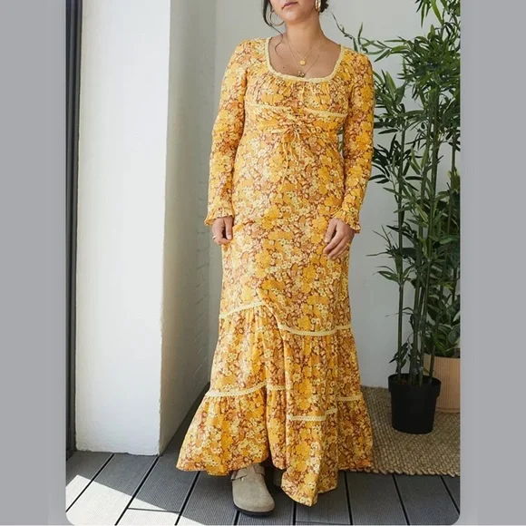 Urban Outfitters Billie Yellow Floral Prairie Corset Maxi Dress Milkmaid  Crochet